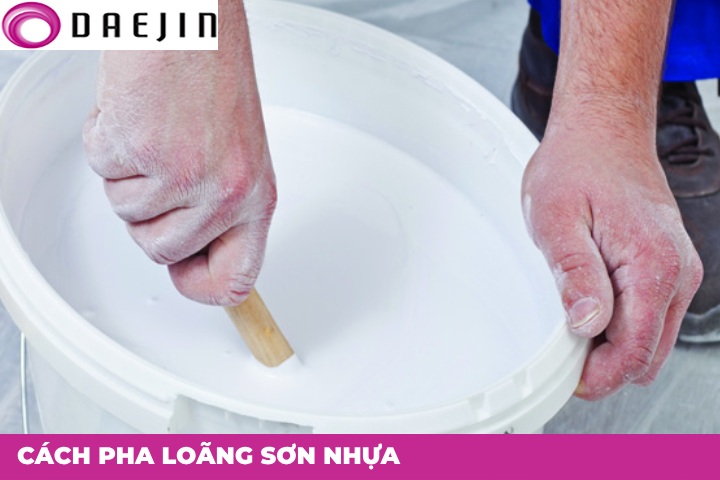 Cách pha loãng sơn nhựa trong quá trình sơn trên nhựa